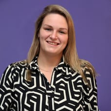 Daisy Dun - Commercial Employee